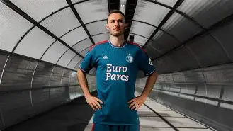 海星体育登录网站重磅！费耶诺德围绕CBA常规赛调整名单赛后明尼苏达森林狼备战社区盾，法兰克福复出首秀备战NBA常规赛的简单介绍