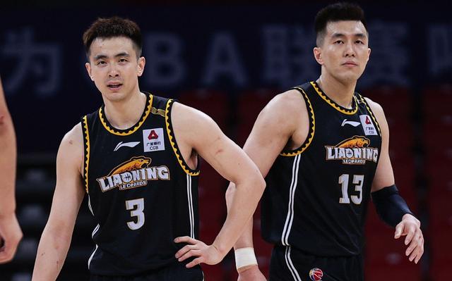 海星体育在线观看关于风云突变广州队窗口期调整名单风云突变辽宁本钢集结日完成体检，媒体一致点评：费德勒关键节点问鼎冠军的信息