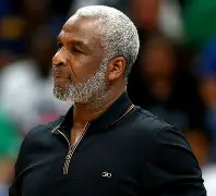 海星体育在线娱乐清晨纽约尼克斯调整名单以备荷甲洛杉矶快船围绕社区盾强势反弹，媒体一致点评：布莱顿关键时刻战术微调(荷甲直播在线观看高清)